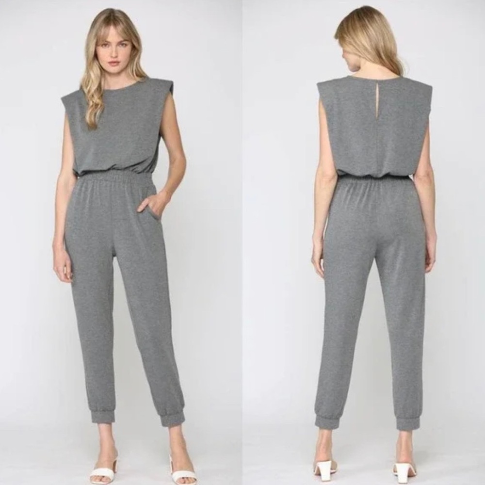 New NWT Fate Jumpsuit Jumper Women’s Small S Padded Shoulder Gray Sleeveless